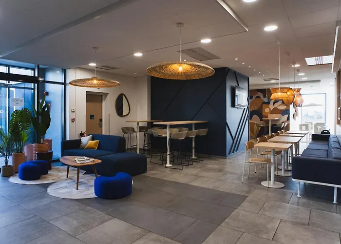 Kyriad Eco - Clermont Ferrand Estaing